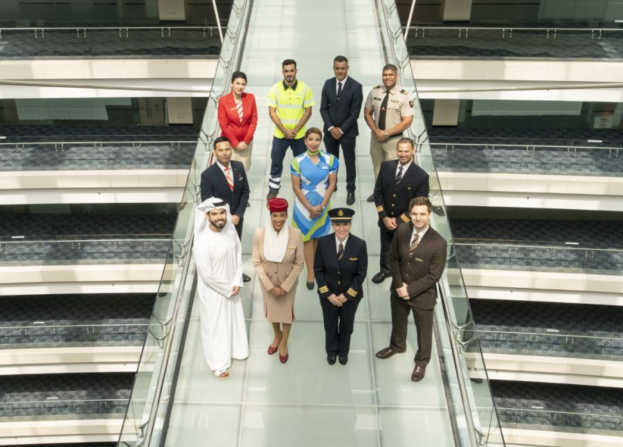 Emirates recruta pilotos, Engenheiros, Tripulantes, Profissionais de TI e Apoio ao Cliente