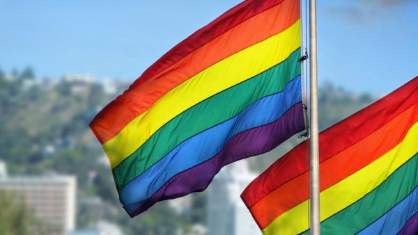 Comunidade LGBT avança mas precisa de mais apoio