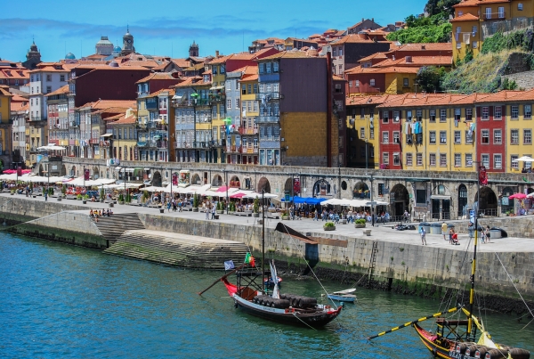 Estudo do ISAG revela que o Porto é a “cidade de turistas felizes.”