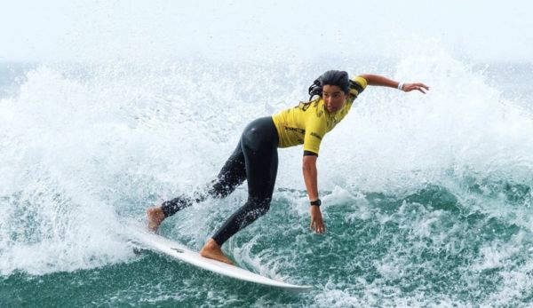 Liga MEO Surf: Campeã nacional, Teresa Bonvalot, pode ser coroada no Allianz Ribeira Grande Pro