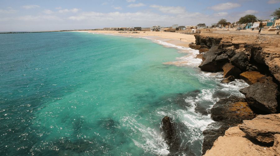 Cabo Verde poderá vir a ter mais um aeroporto internacional