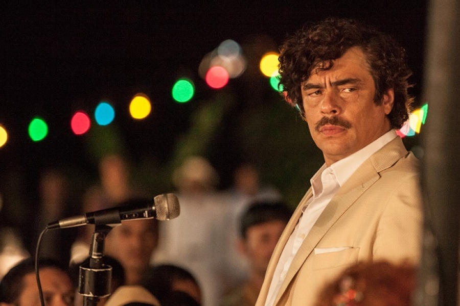 Benicio del Toro, é um  Pablo Escobar, violento e terno