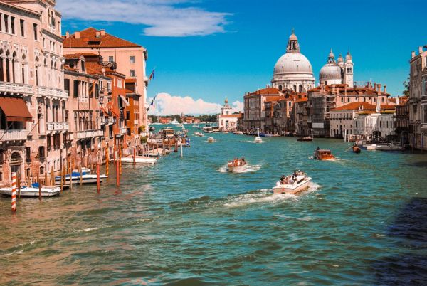 Taxa de entrada de 10€ a partir de Janeiro para entrar em Veneza