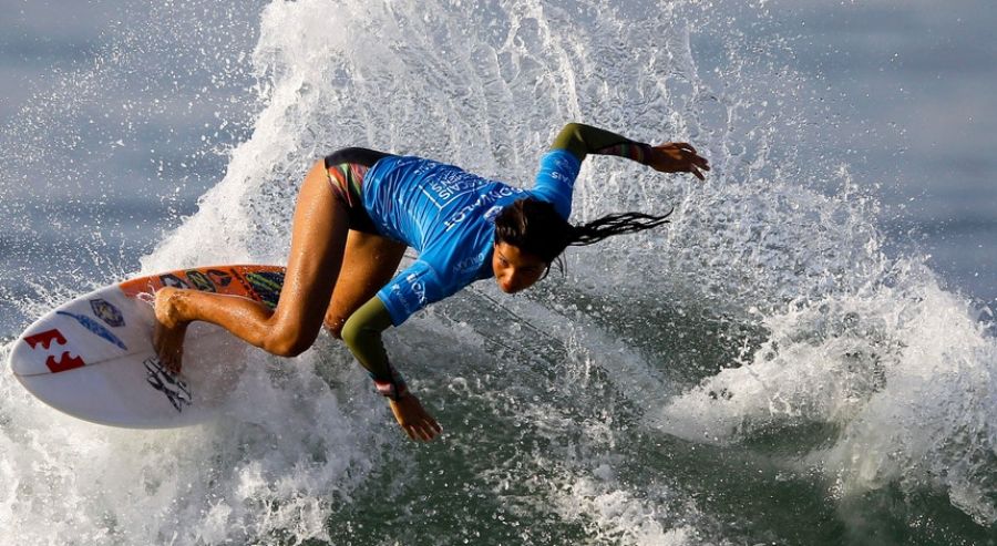 Teresa Bonvalot é de forma antecipada campeã nacional de surf