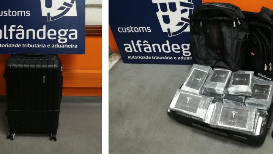 Passageira proveniente do Brasil, foi detida no Aeroporto de Lisboa com três kg de cocaina