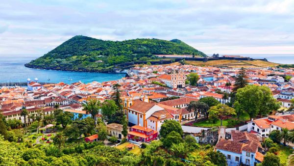 Parceria entre Hertz e operador Narat impulsionam turismo dos Açores