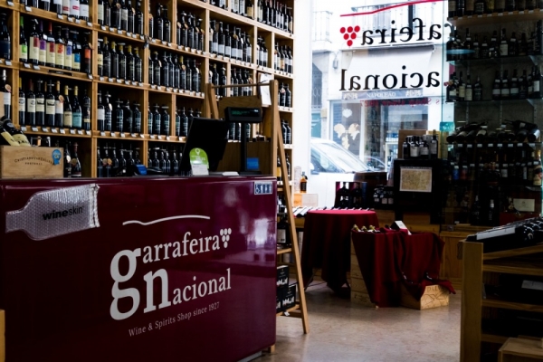 Garrafeira Nacional põe à prova os seus vinhos Quinta do Vesúvio