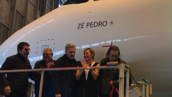 Avião Zé Pedro, da TAP, inaugurado