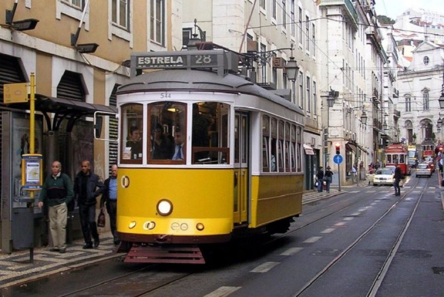 Portugal recebeu mais de 30% de turistas que em 2021, segundo o TravelBI